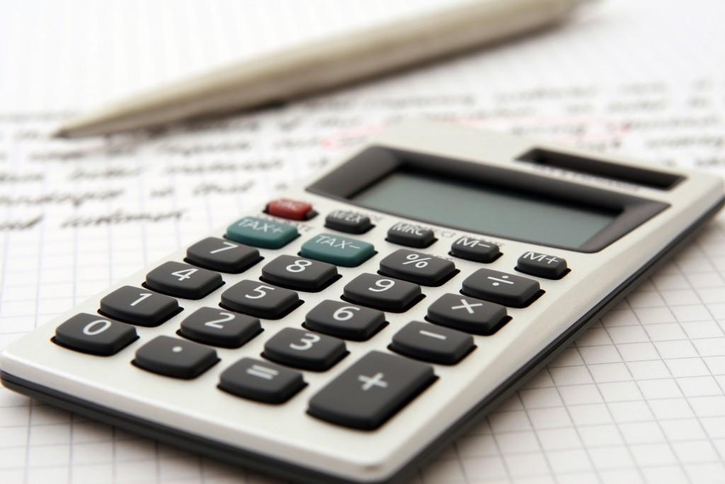 accountant-accounting-adviser-advisor-159804-1024x683